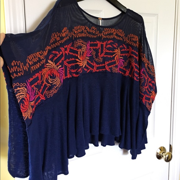 🌸Free People🌸Love Letter Top （oversize style） - Picture 2 of 8